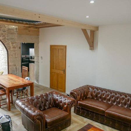Gîte des Augustins - gitesdesbalcons-com Crémieu Extérieur photo